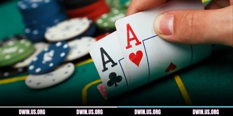 Luật đánh bài Poker DWIN chuẩn xác cho tân thủ